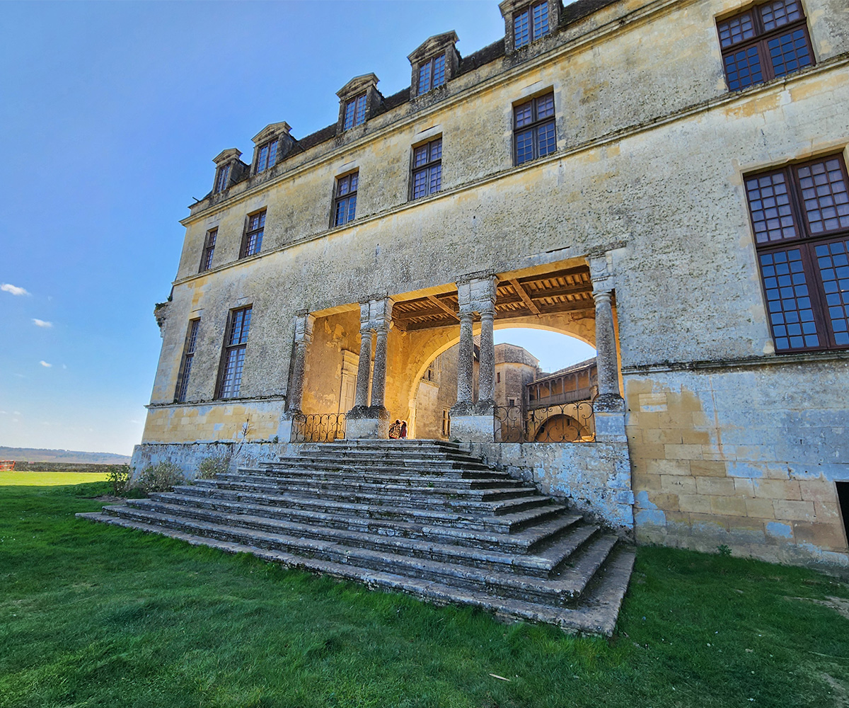 chateau de biron road trip