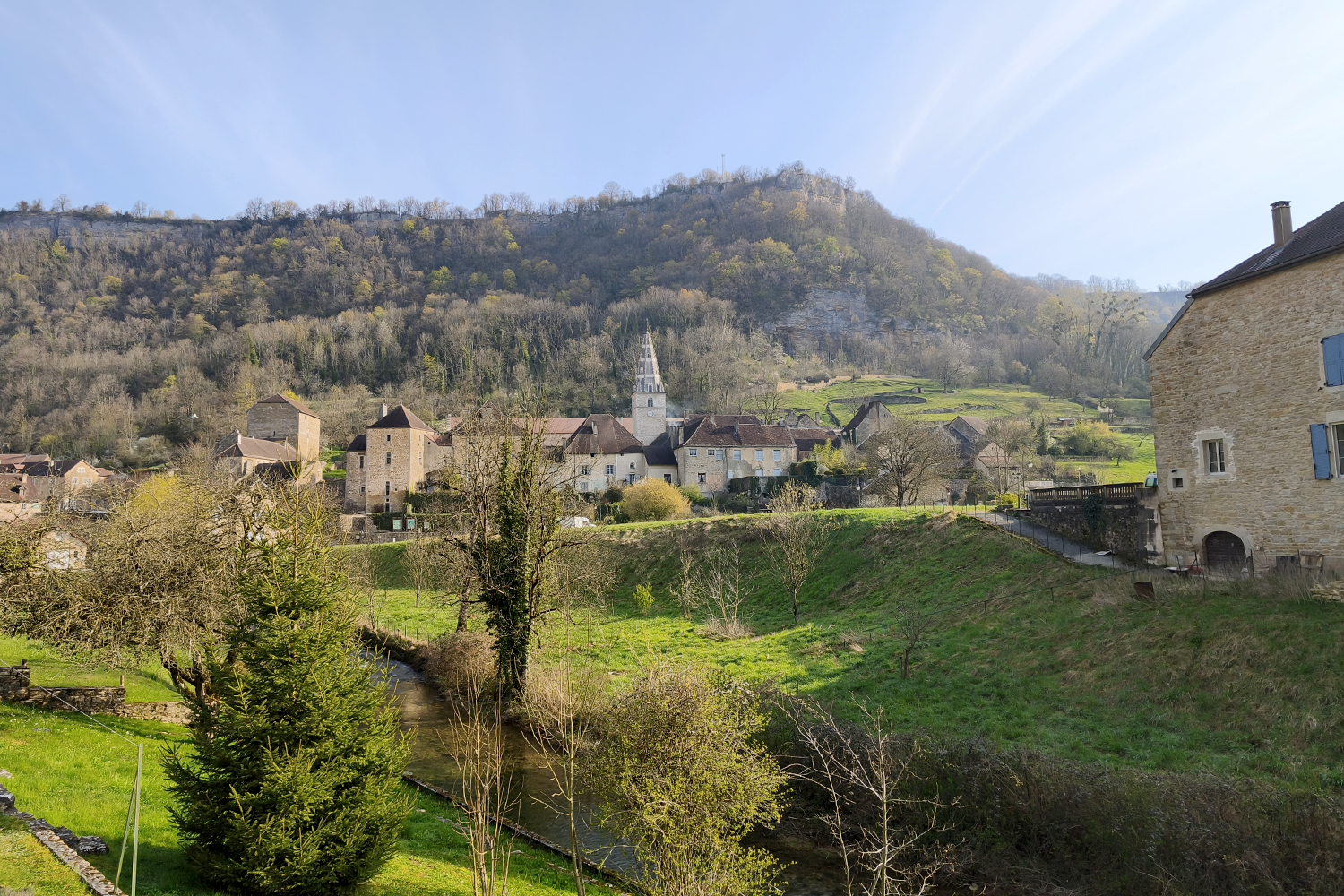 ABBAYE BAUME LES MESSIEURS VUE