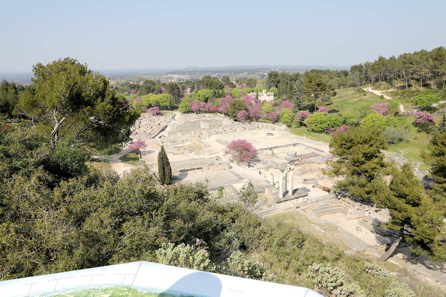 RUINES DE GLANUM VUE EN HAUTEUR